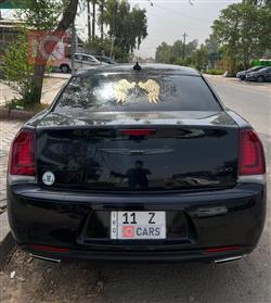 کرایسلەر 300